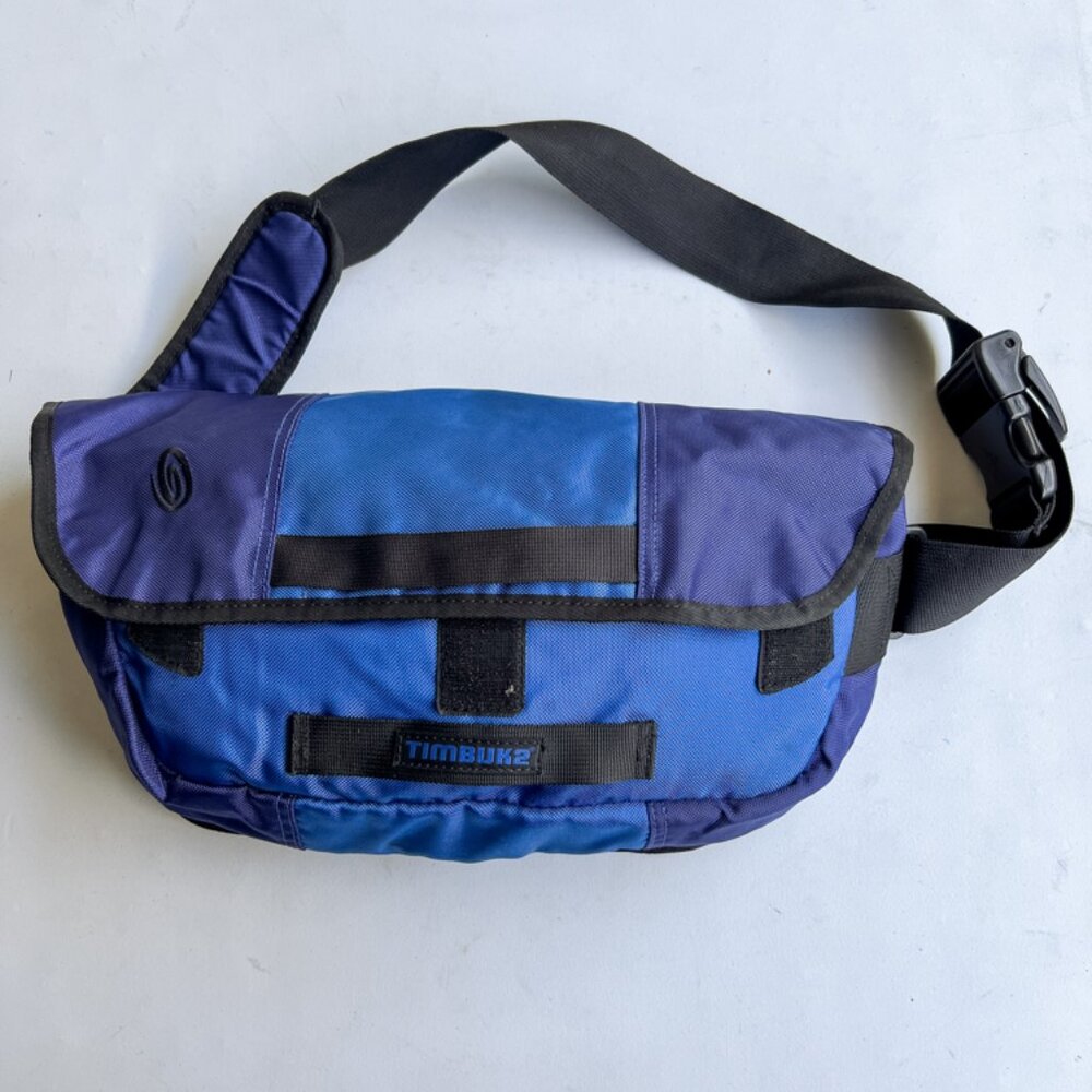 Timbuk2 Catapult Sling in blue